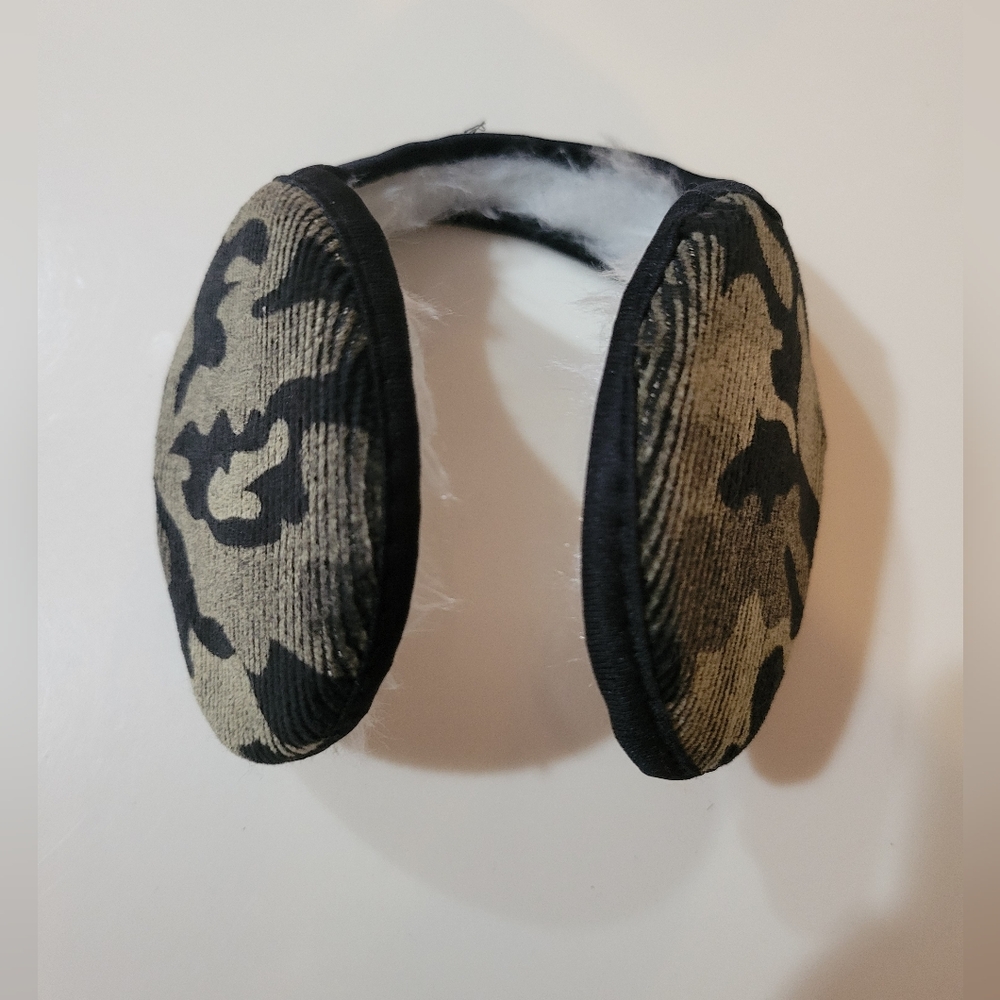 Stylish Camouflage Earmuffs